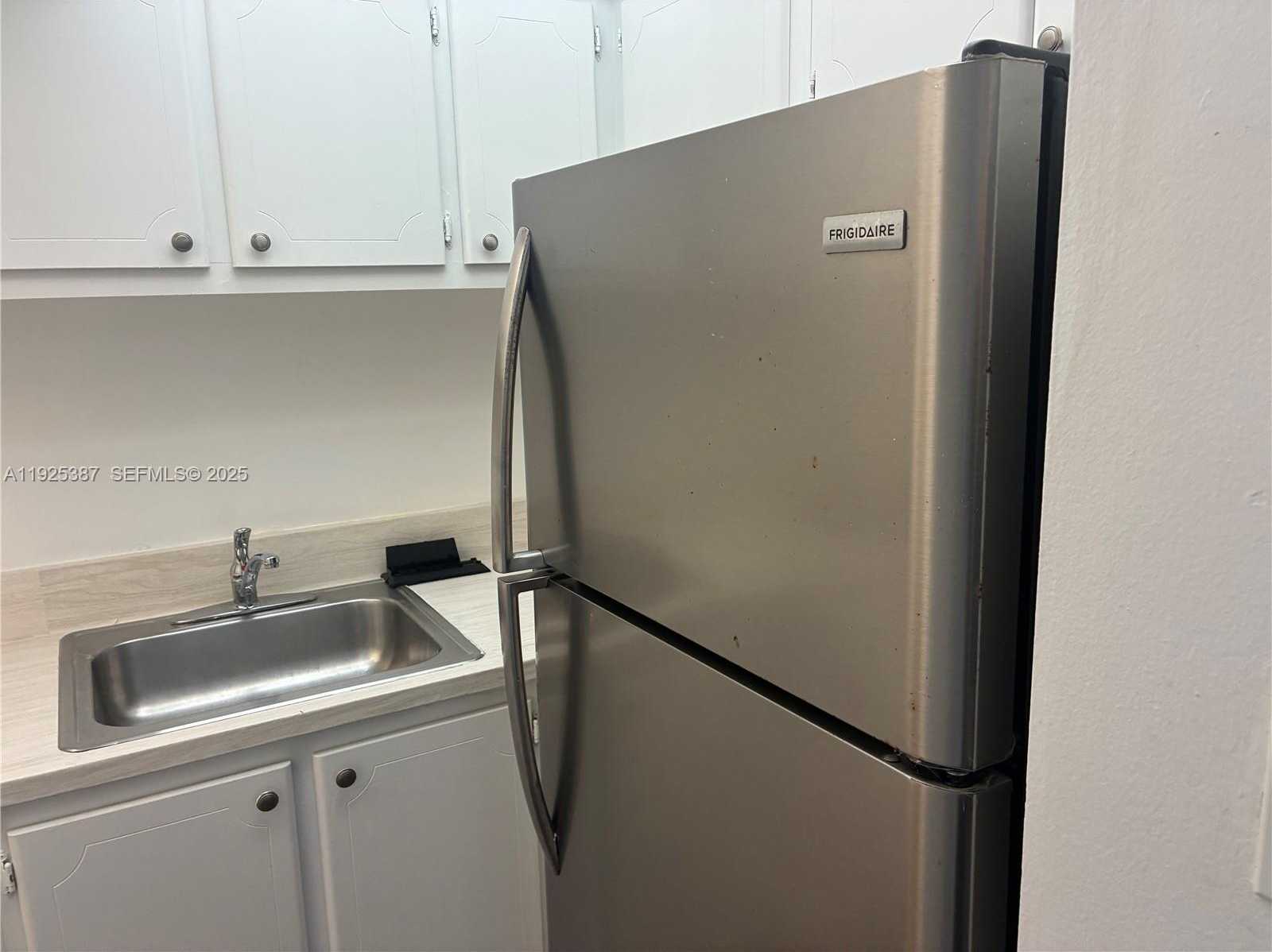 Small Image of 1000 WEST AVE #431, Miami Beach Number 50