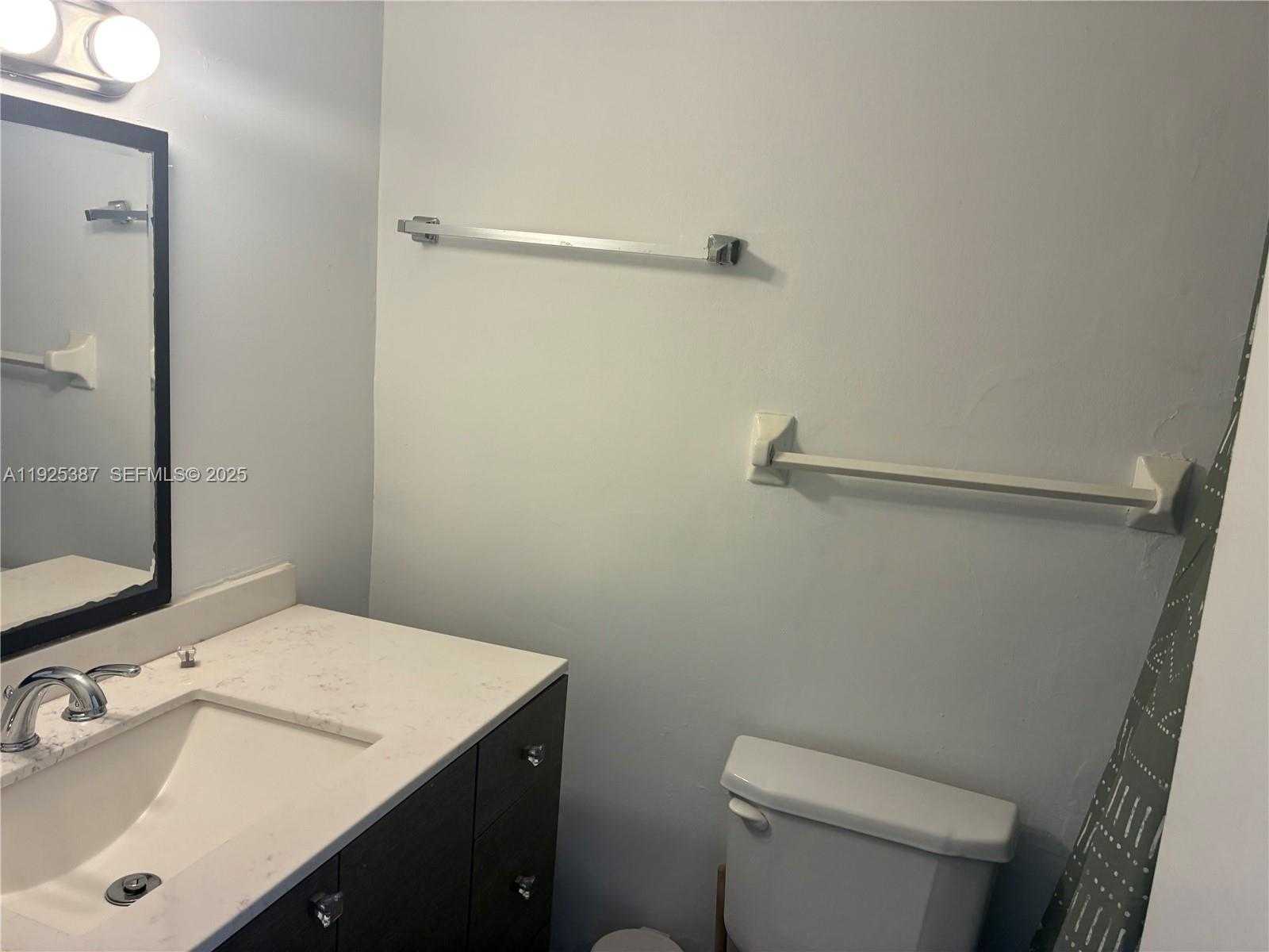 Small Image of 1000 WEST AVE #431, Miami Beach Number 51