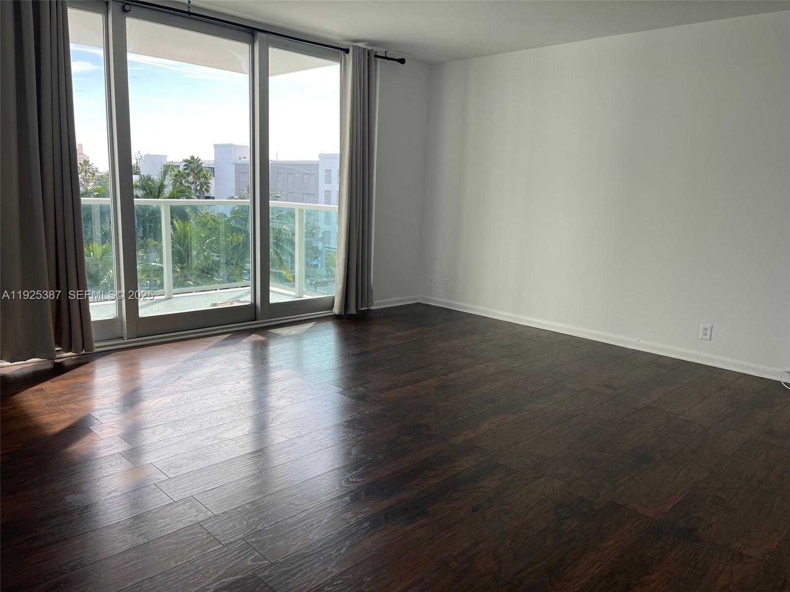 Small Image of 1000 WEST AVE #431, Miami Beach Number 59