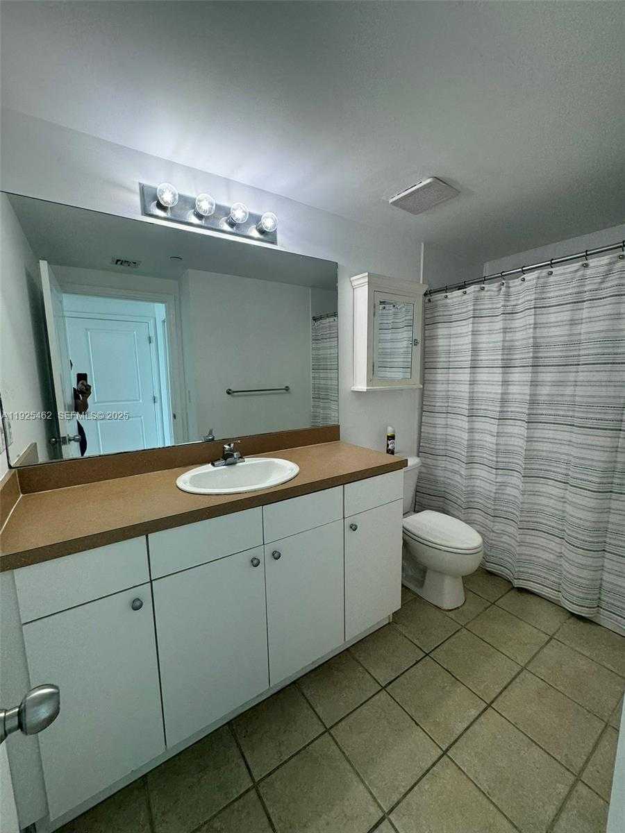 Small Image of 1250 SOUTH MIAMI AVE #2805, Miami Number 10