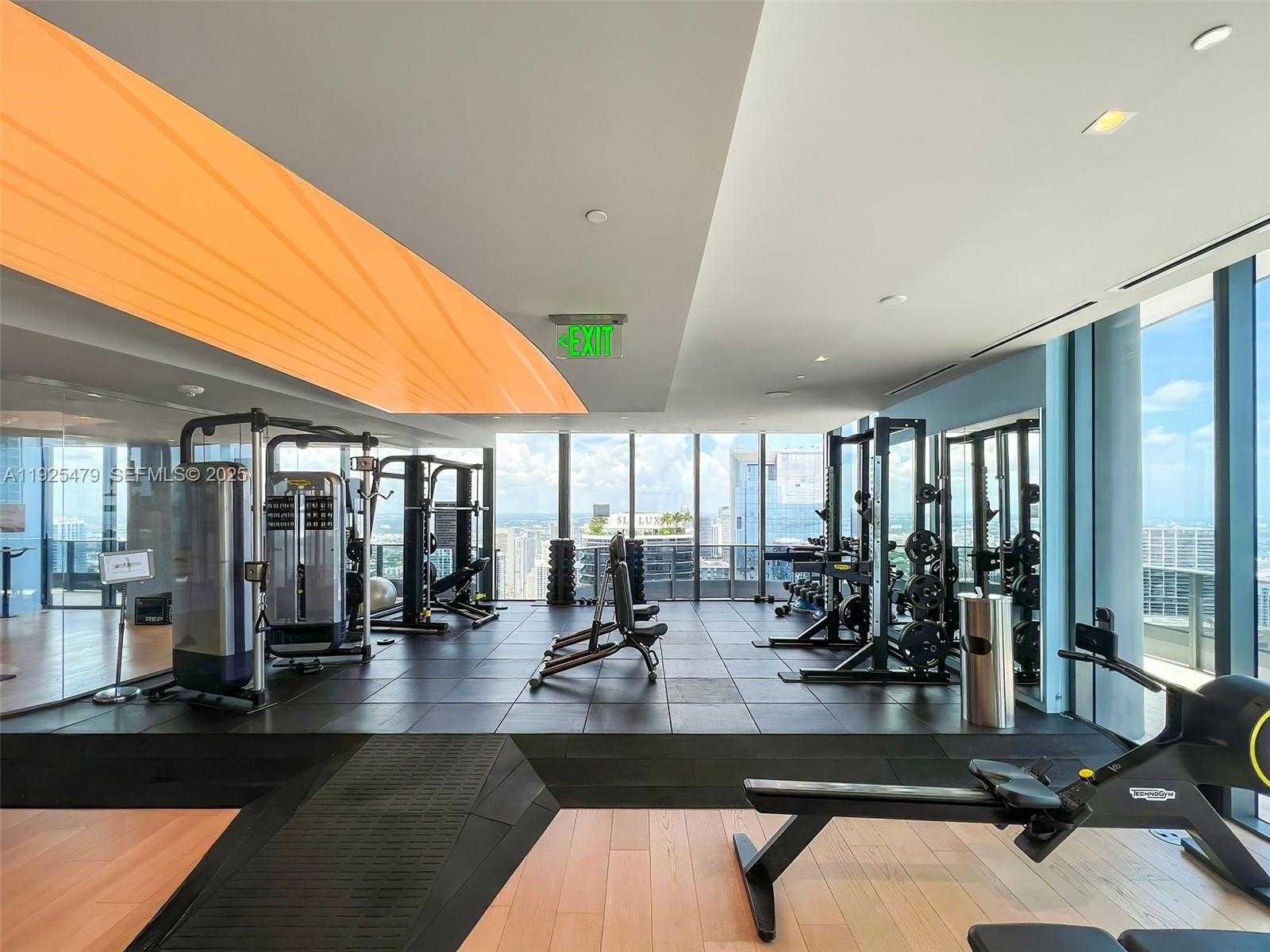 Small Image of 1000 BRICKELL PLZ #2111, Miami Number 20