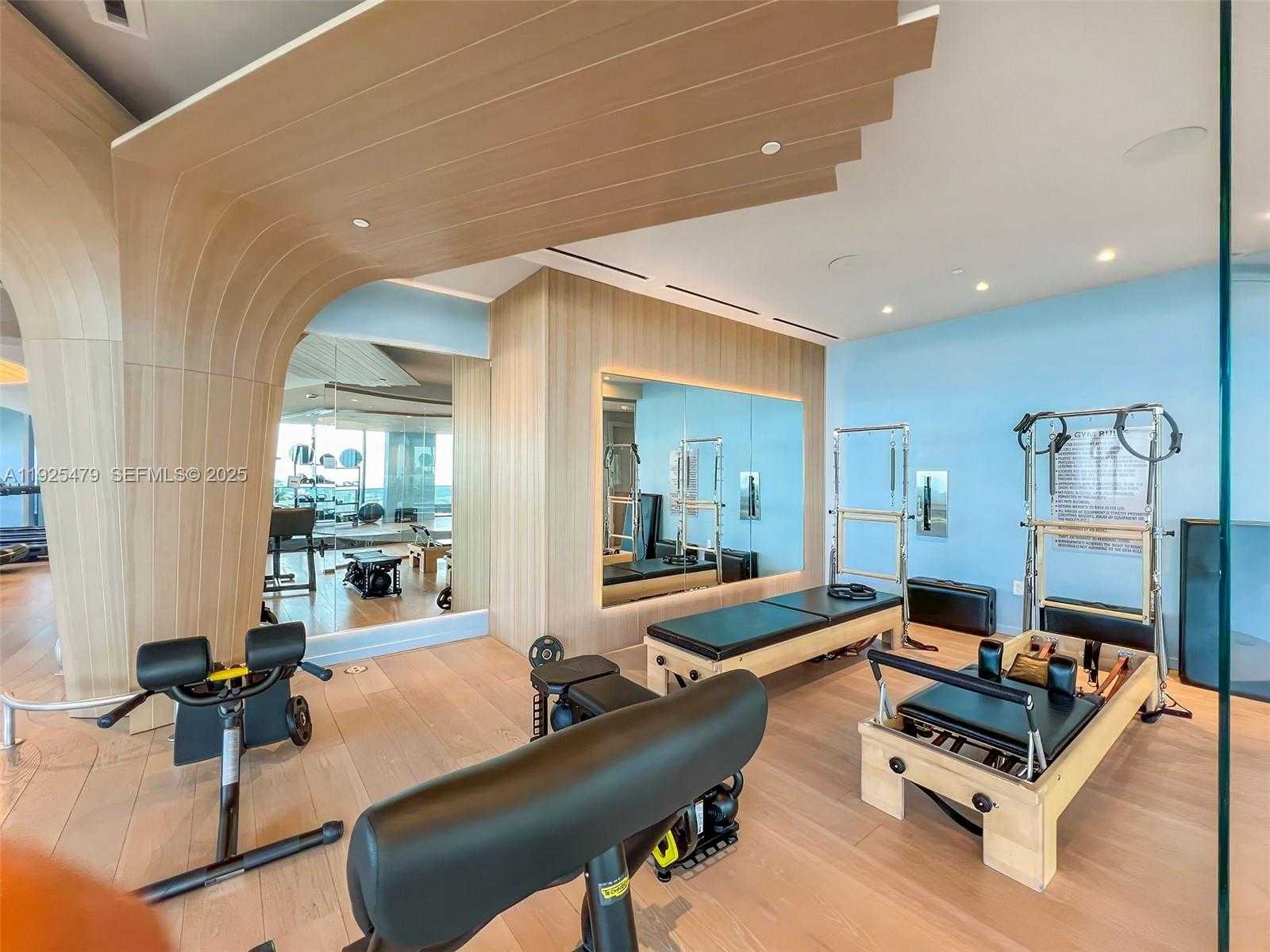 Small Image of 1000 BRICKELL PLZ #2111, Miami Number 44