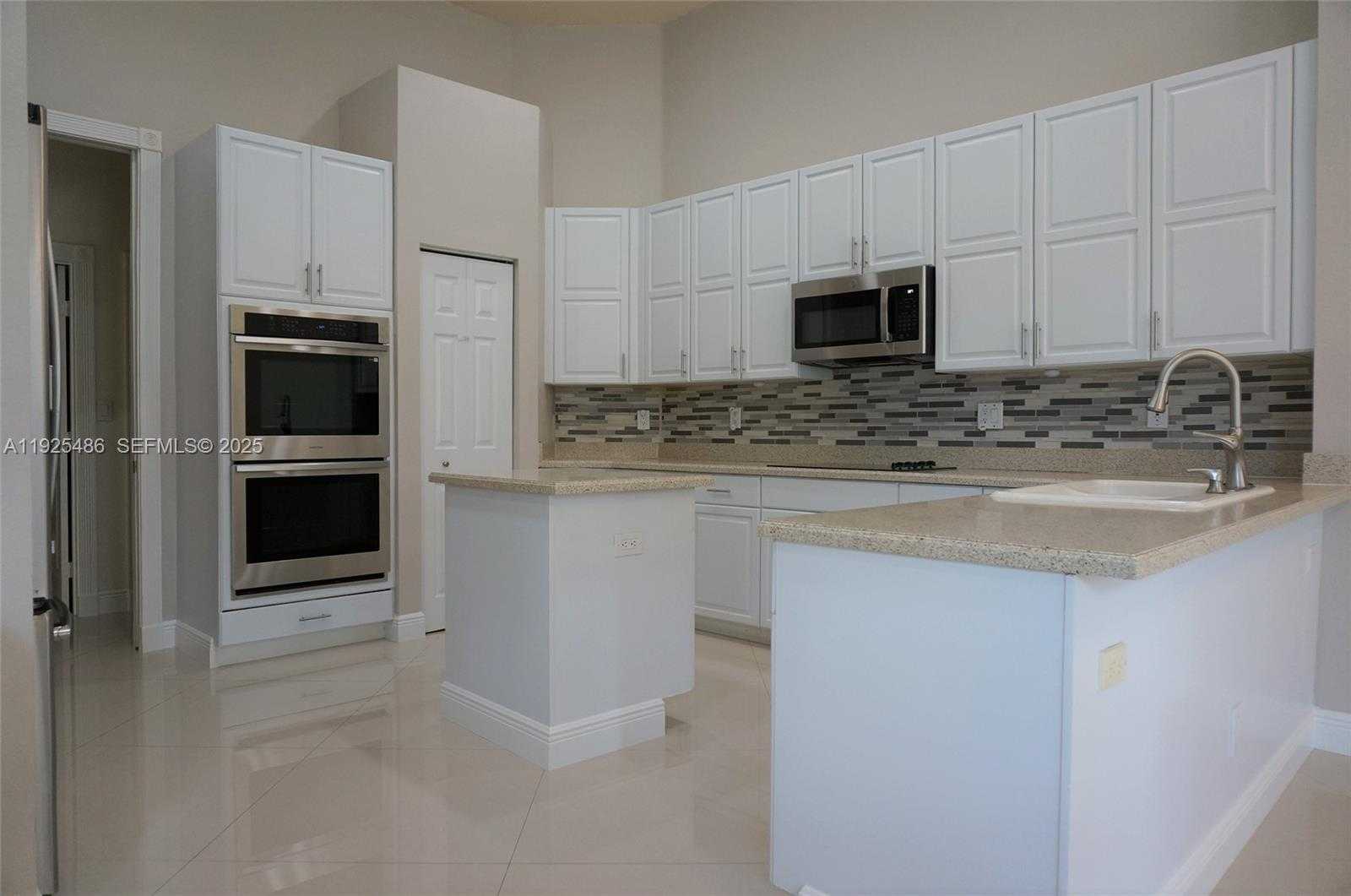 Imagen de Pequeño Objeto