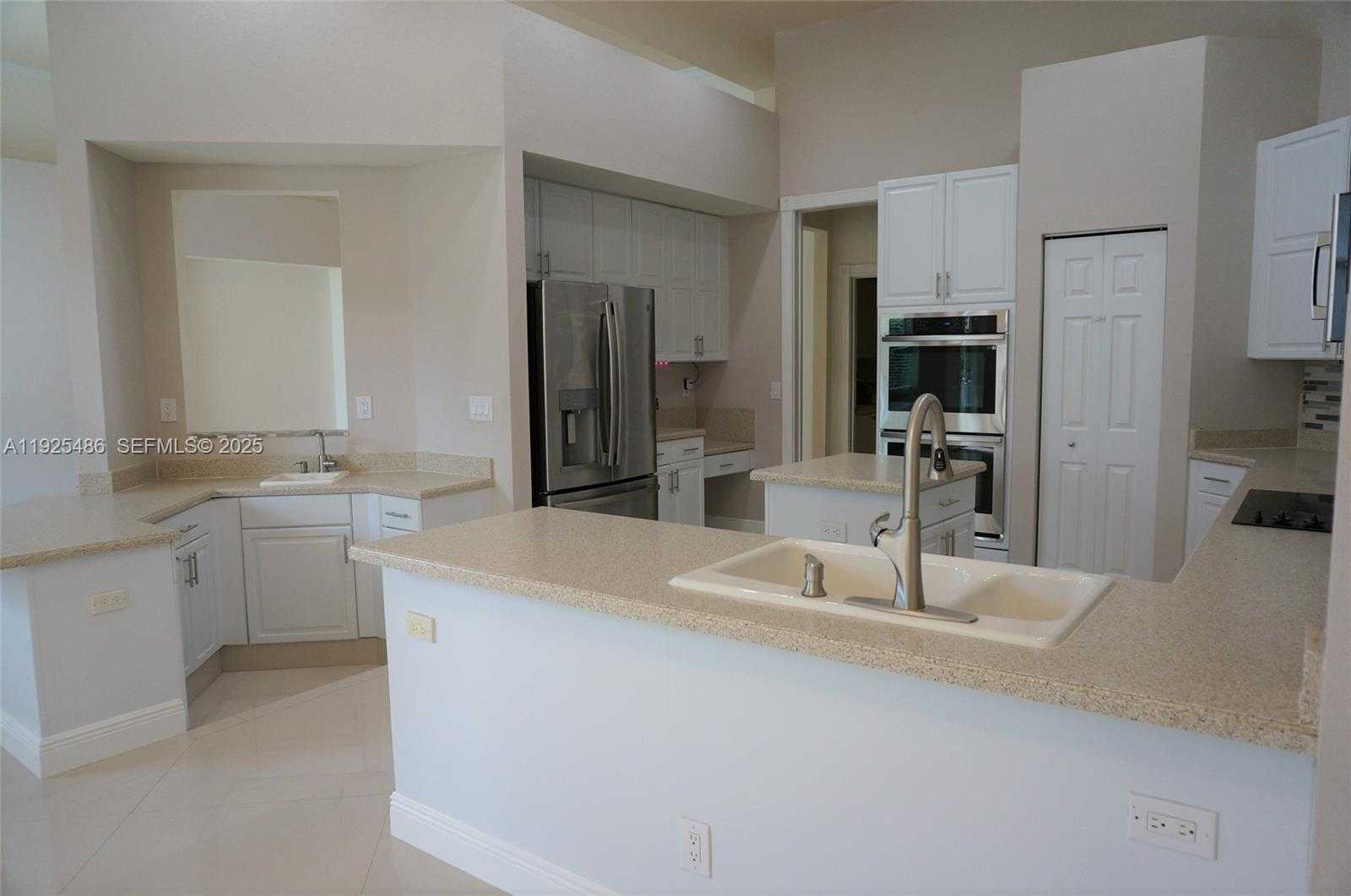 Imagen de Pequeño Objeto