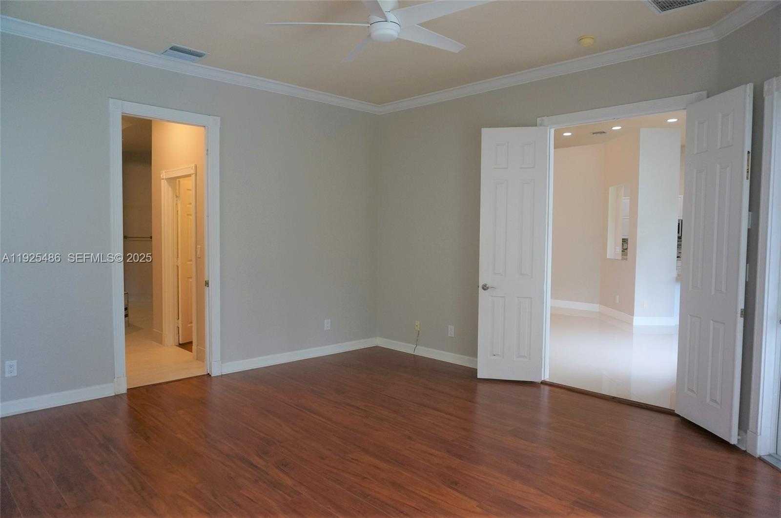 Imagen de Pequeño Objeto