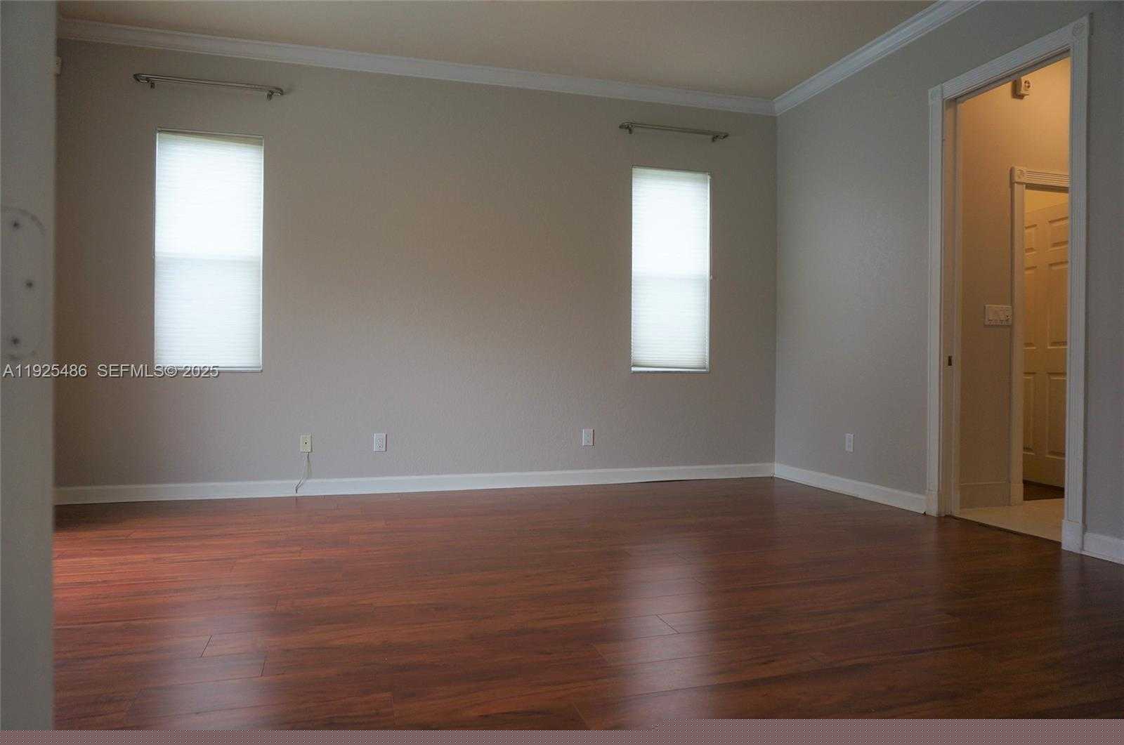 Imagen de Pequeño Objeto