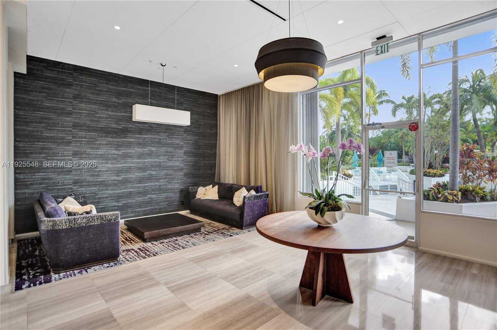 Small Image of 100 BAYVIEW DR #724, Sunny Isles Beach Number 20