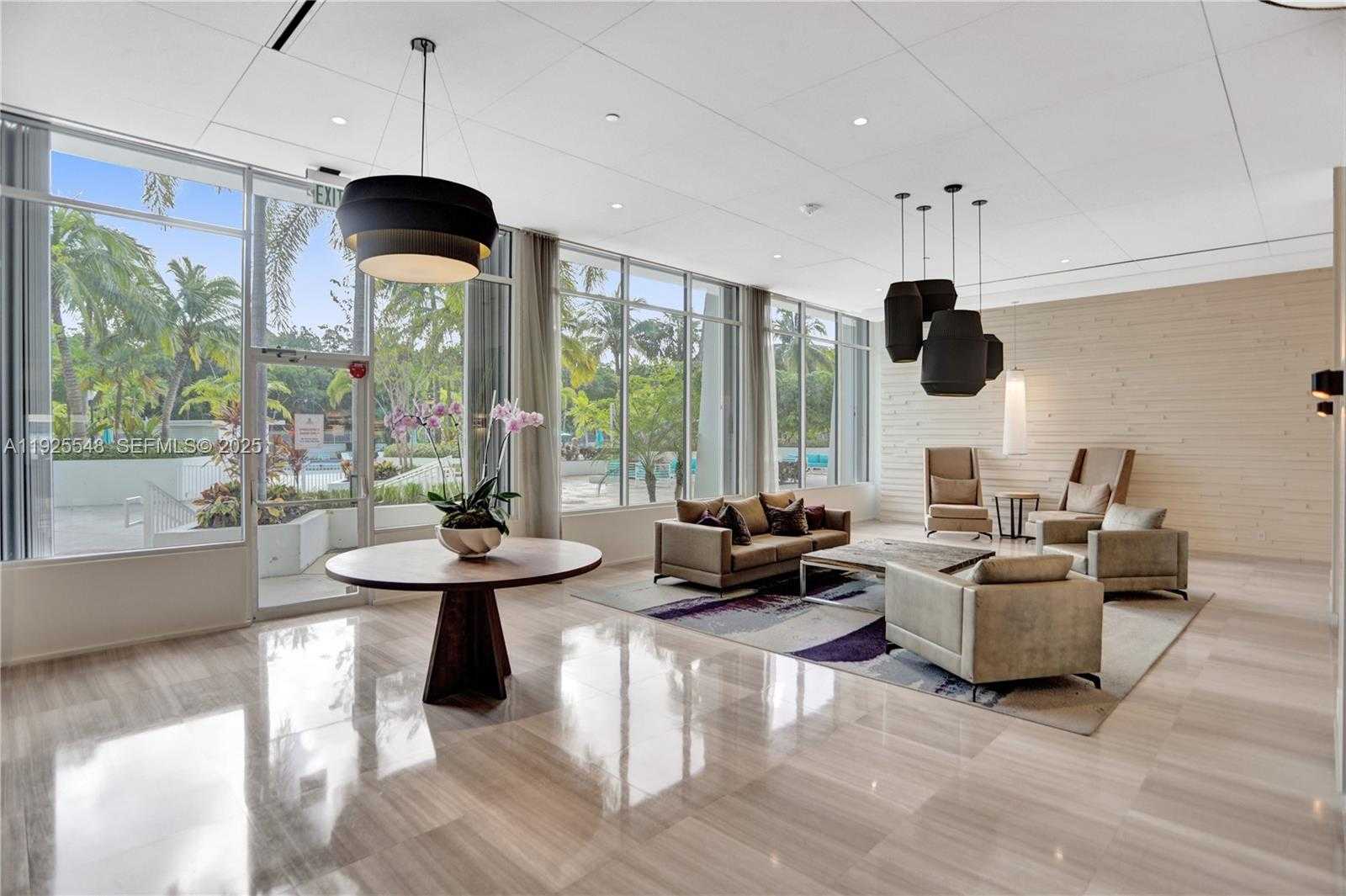 Small Image of 100 BAYVIEW DR #724, Sunny Isles Beach Number 21