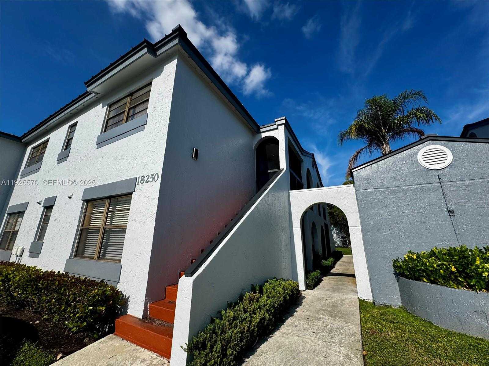 Small Image of 18250 MEDITERRANEAN BLVD #1508, Hialeah Number 26