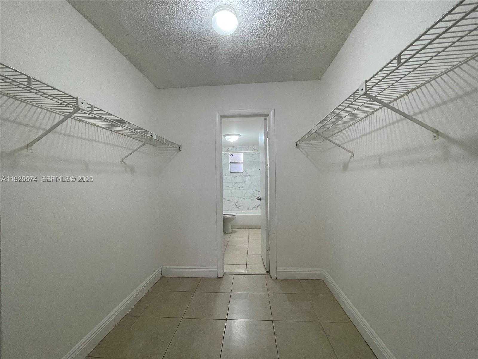 Small Image of 9375 FONTAINEBLEAU BLVD #L119, Miami Number 11