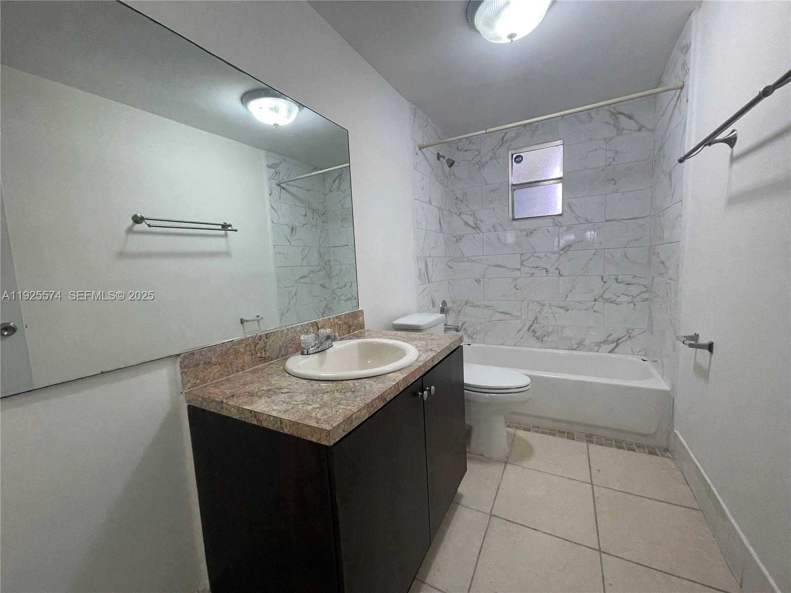 Small Image of 9375 FONTAINEBLEAU BLVD #L119, Miami Number 12