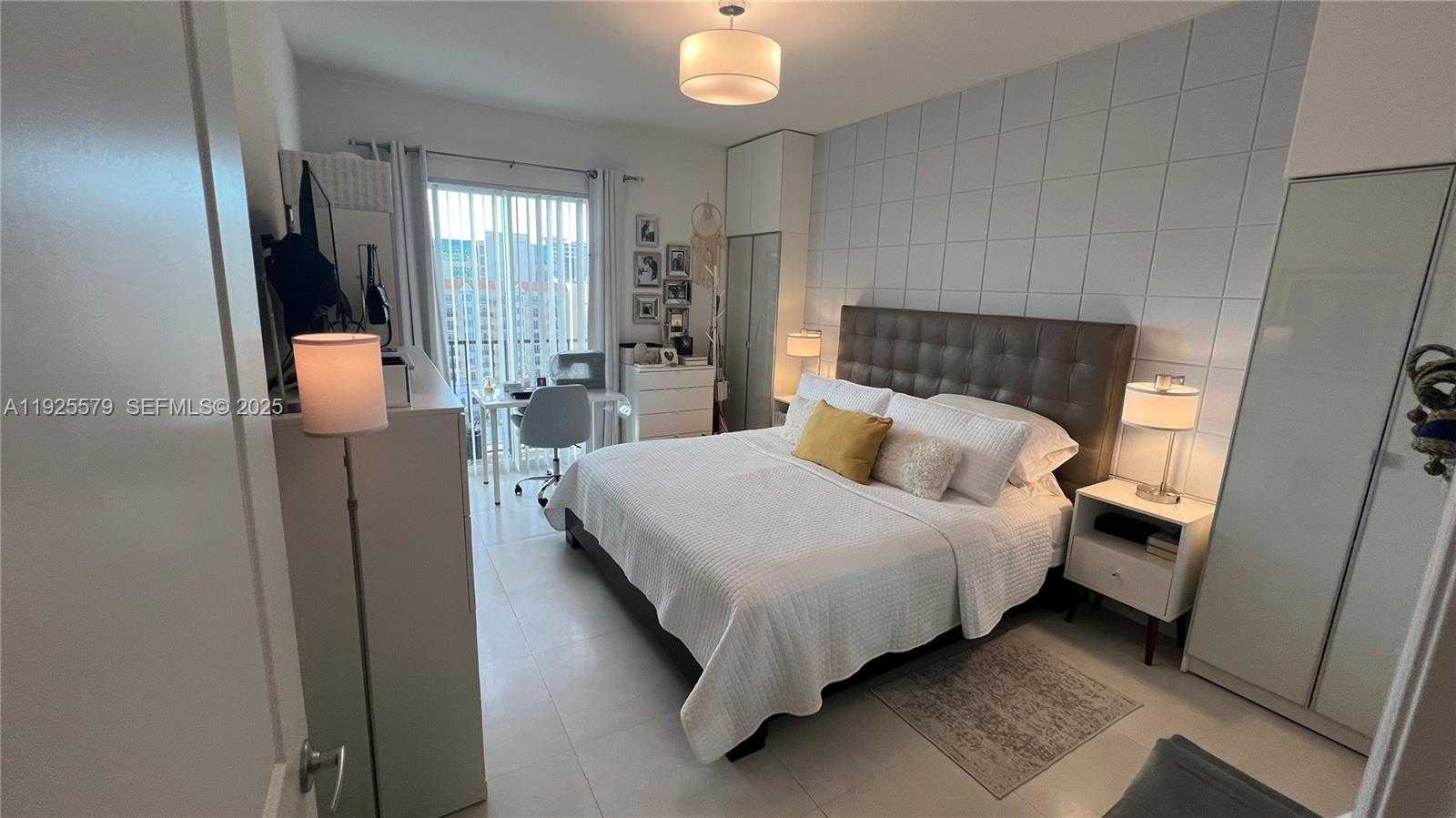 Small Image of 10 ARAGON AVE #1019, Coral Gables Number 10