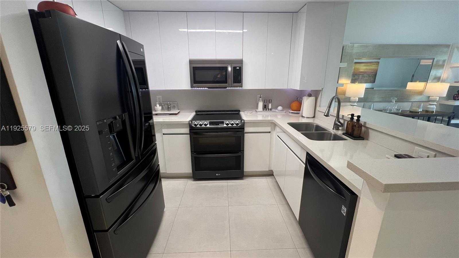 Small Image of 10 ARAGON AVE #1019, Coral Gables Number 8