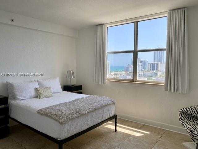 Small Image of 401 69TH ST #1408, Miami Beach Number 8