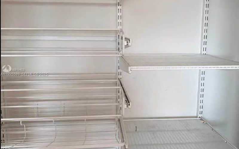 Small Image of 50 MENORES AVE #406, Coral Gables Number 10