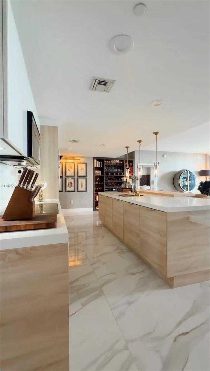 Imagen de Pequeño Objeto