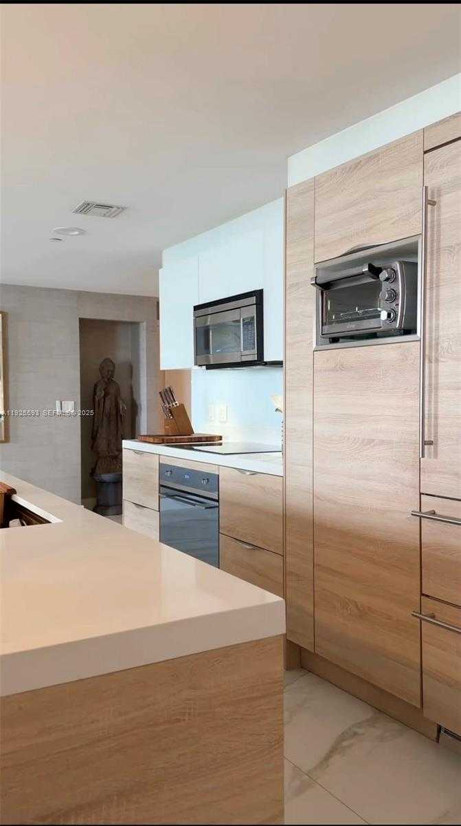 Imagen de Pequeño Objeto