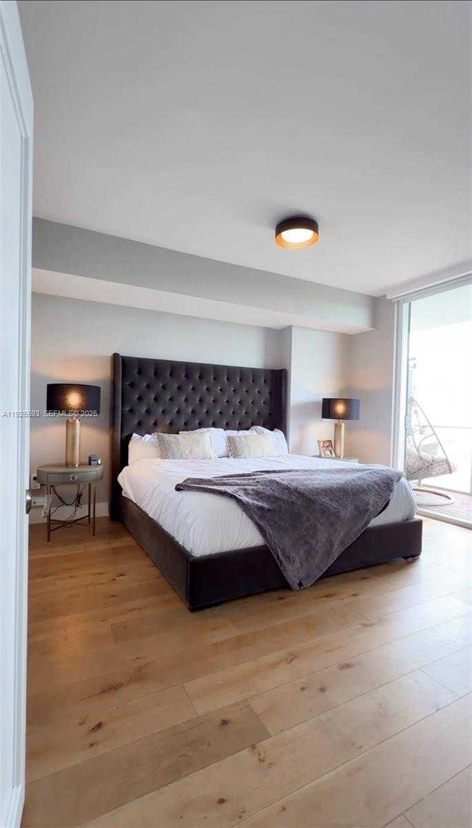 Imagen de Pequeño Objeto