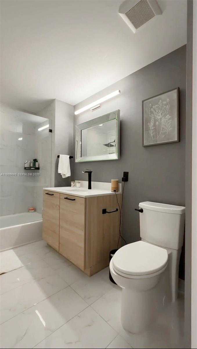 Imagen de Pequeño Objeto