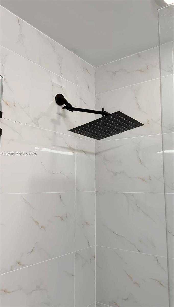 Imagen de Pequeño Objeto