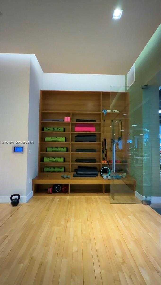 Imagen de Pequeño Objeto