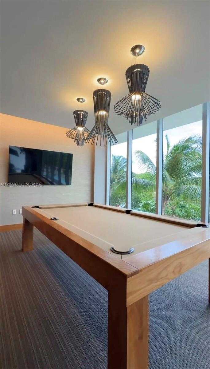 Imagen de Pequeño Objeto