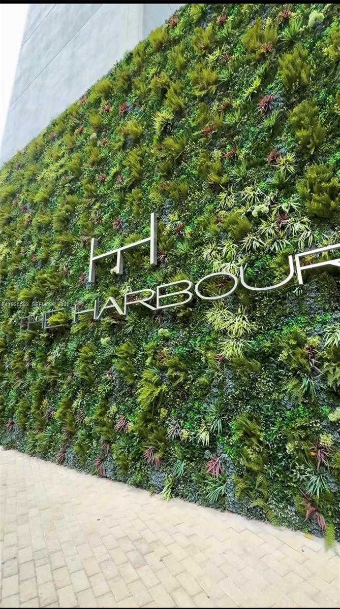 Imagen de Pequeño Objeto