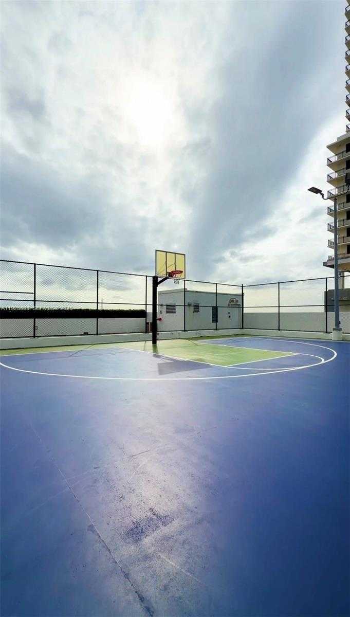 Imagen de Pequeño Objeto