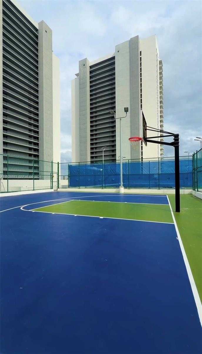 Imagen de Pequeño Objeto