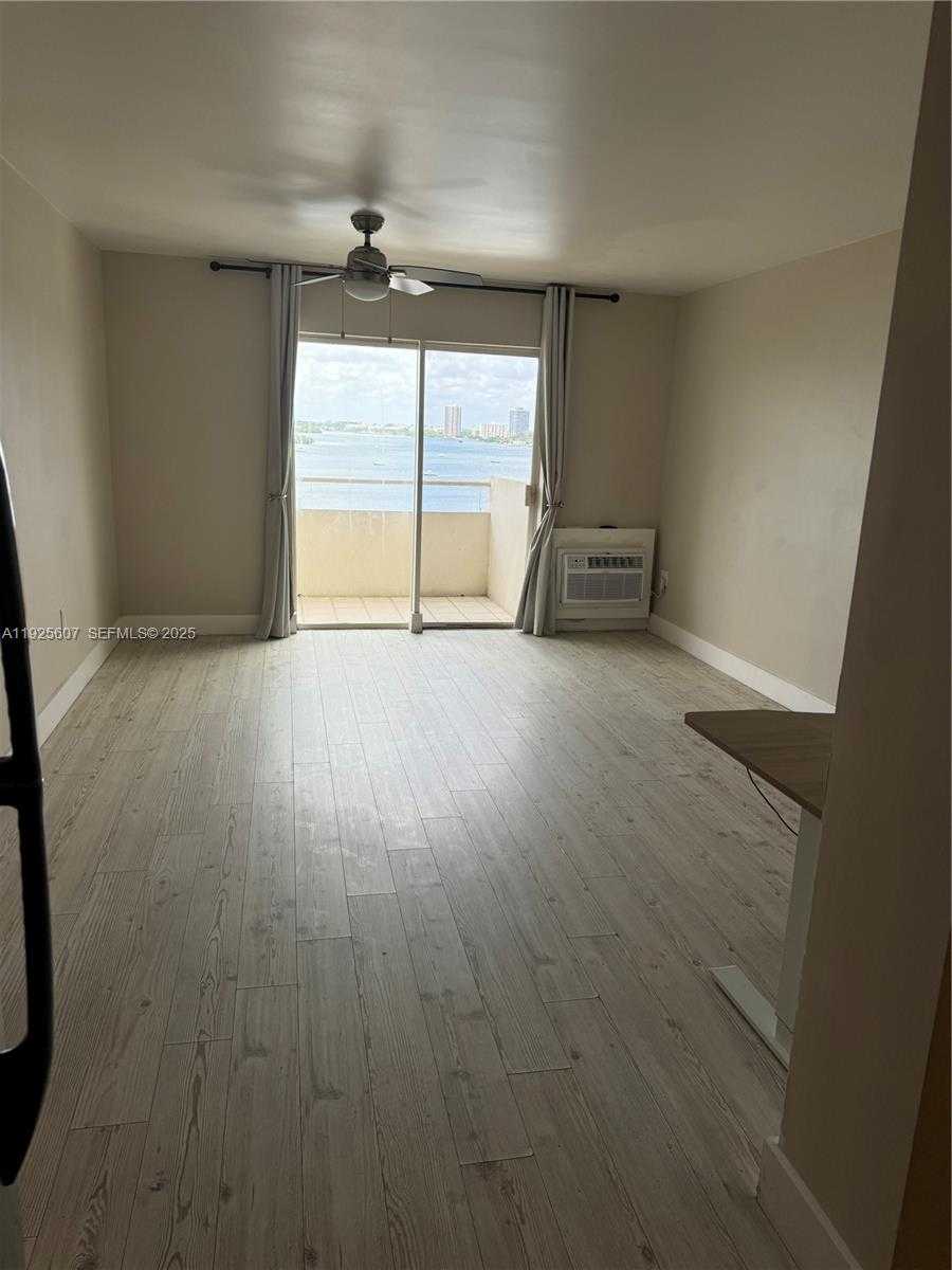 Small Image of 7904 WEST DR #909, North Bay Village Number 5