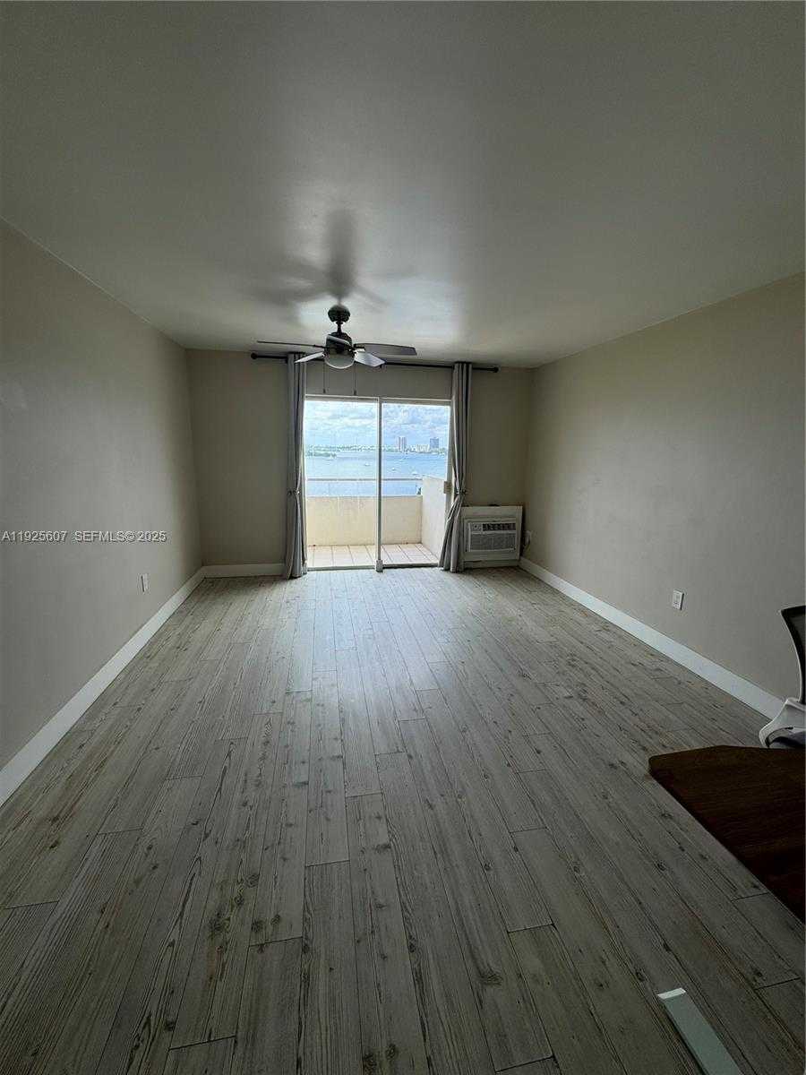 Small Image of 7904 WEST DR #909, North Bay Village Number 8