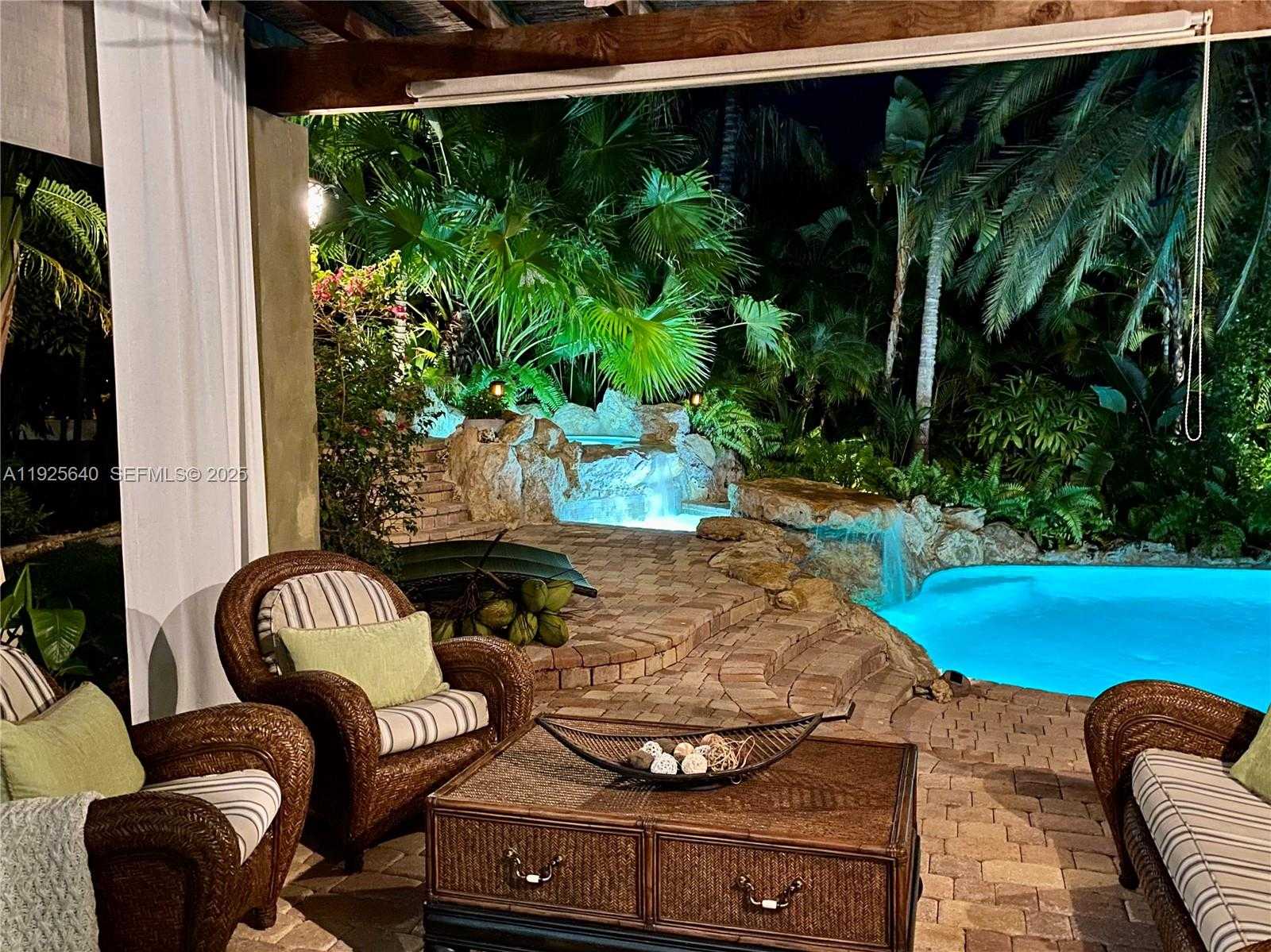 Small Image of 16645 SOUTH WEST 87TH CT, Palmetto Bay Number 18