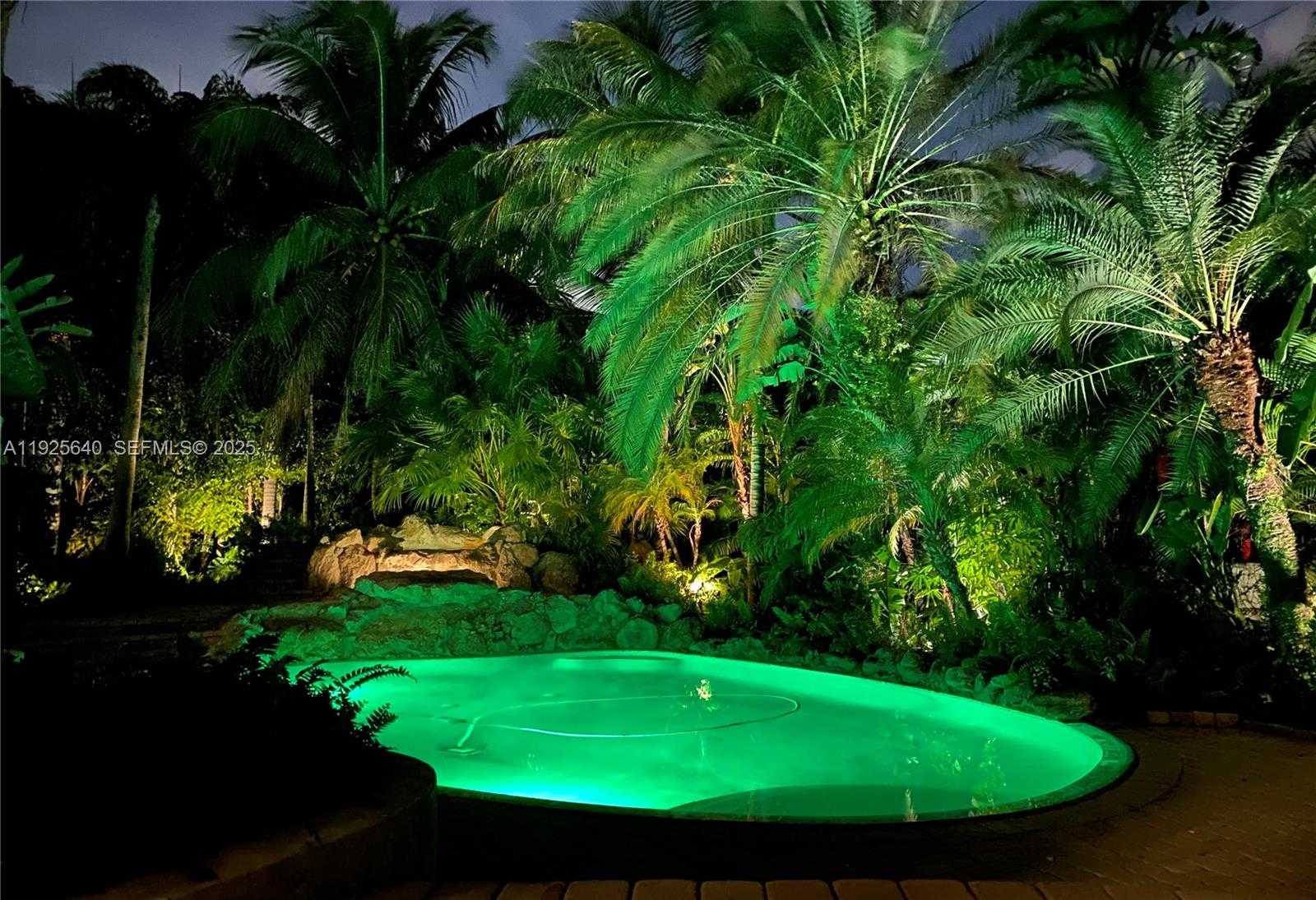 Small Image of 16645 SOUTH WEST 87TH CT, Palmetto Bay Number 19