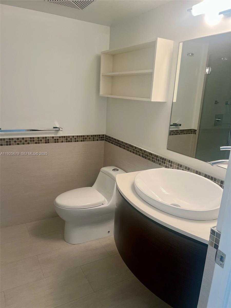 Small Image of 2101 BRICKELL AVE #2306, Miami Number 10