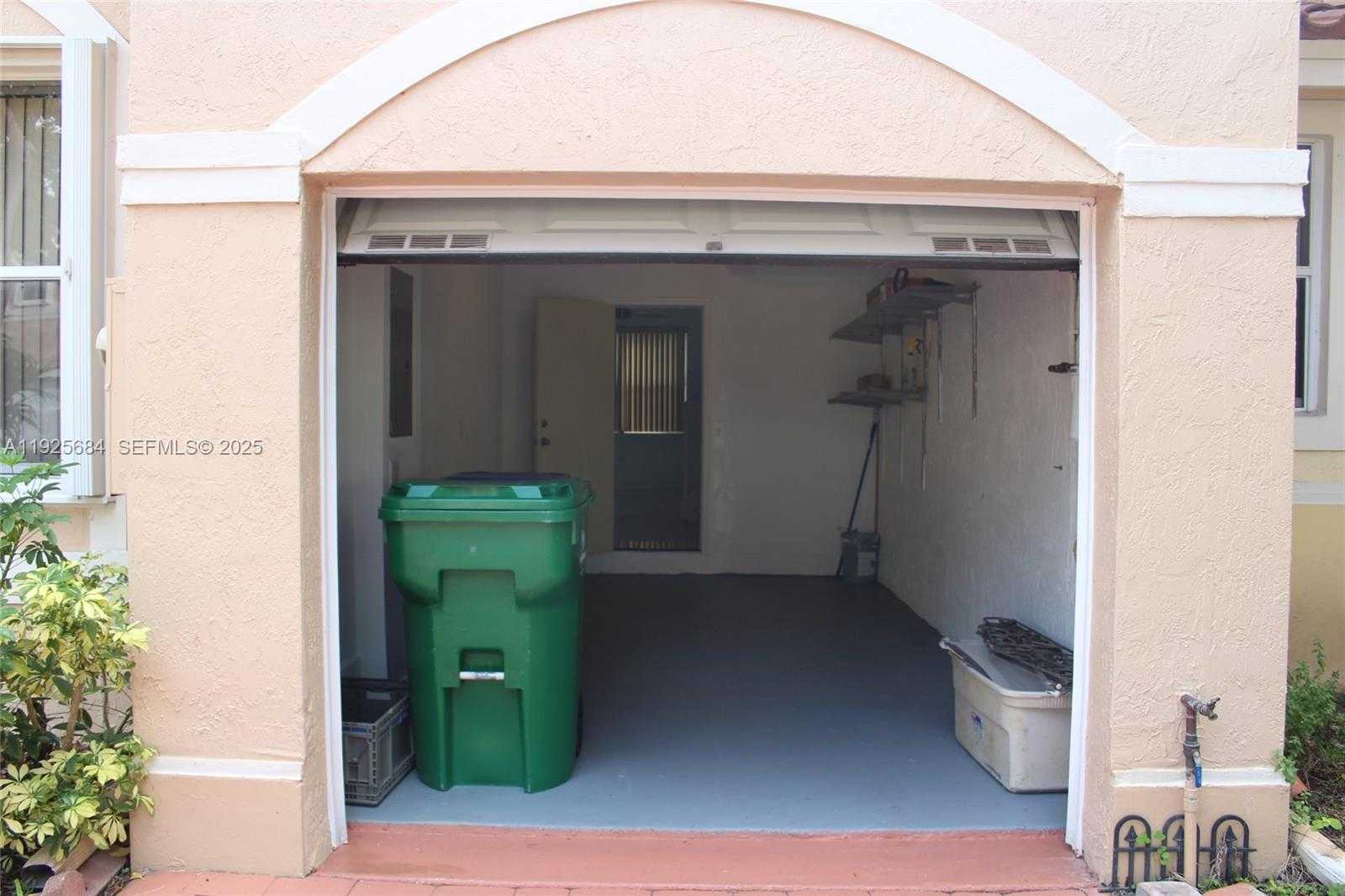 Small Image of 3433 SOUTH WEST 171ST TER #3433, Miramar Number 6