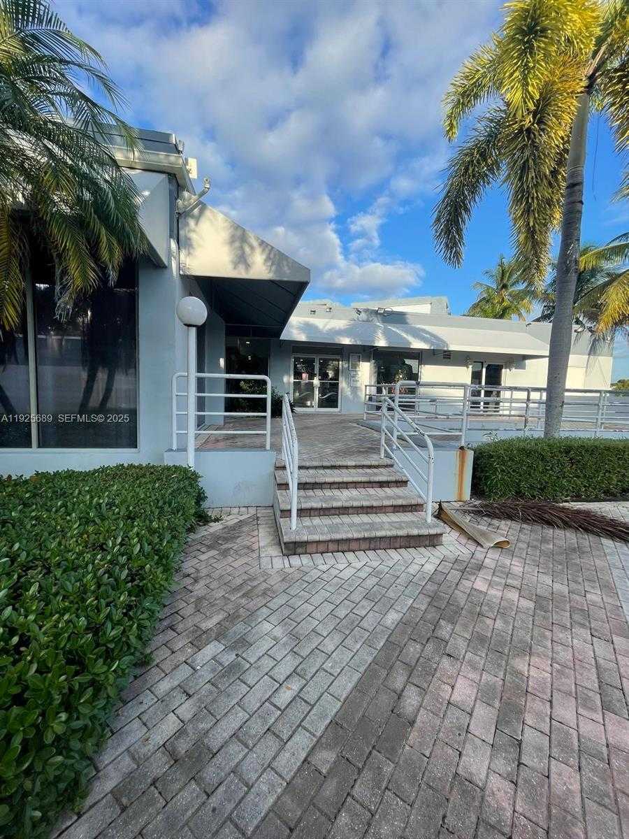 Small Image of 9375 FONTAINEBLEAU BLVD #L219, Miami Number 34
