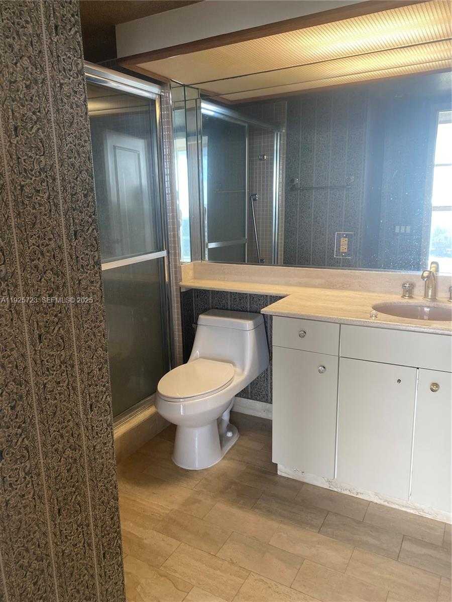 Small Image of 20515 EAST COUNTRY CLUB DR #1044, Aventura Number 13