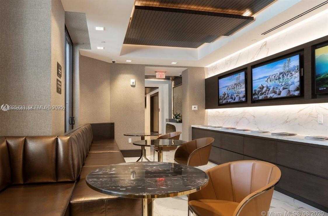 Imagen de Pequeño Objeto