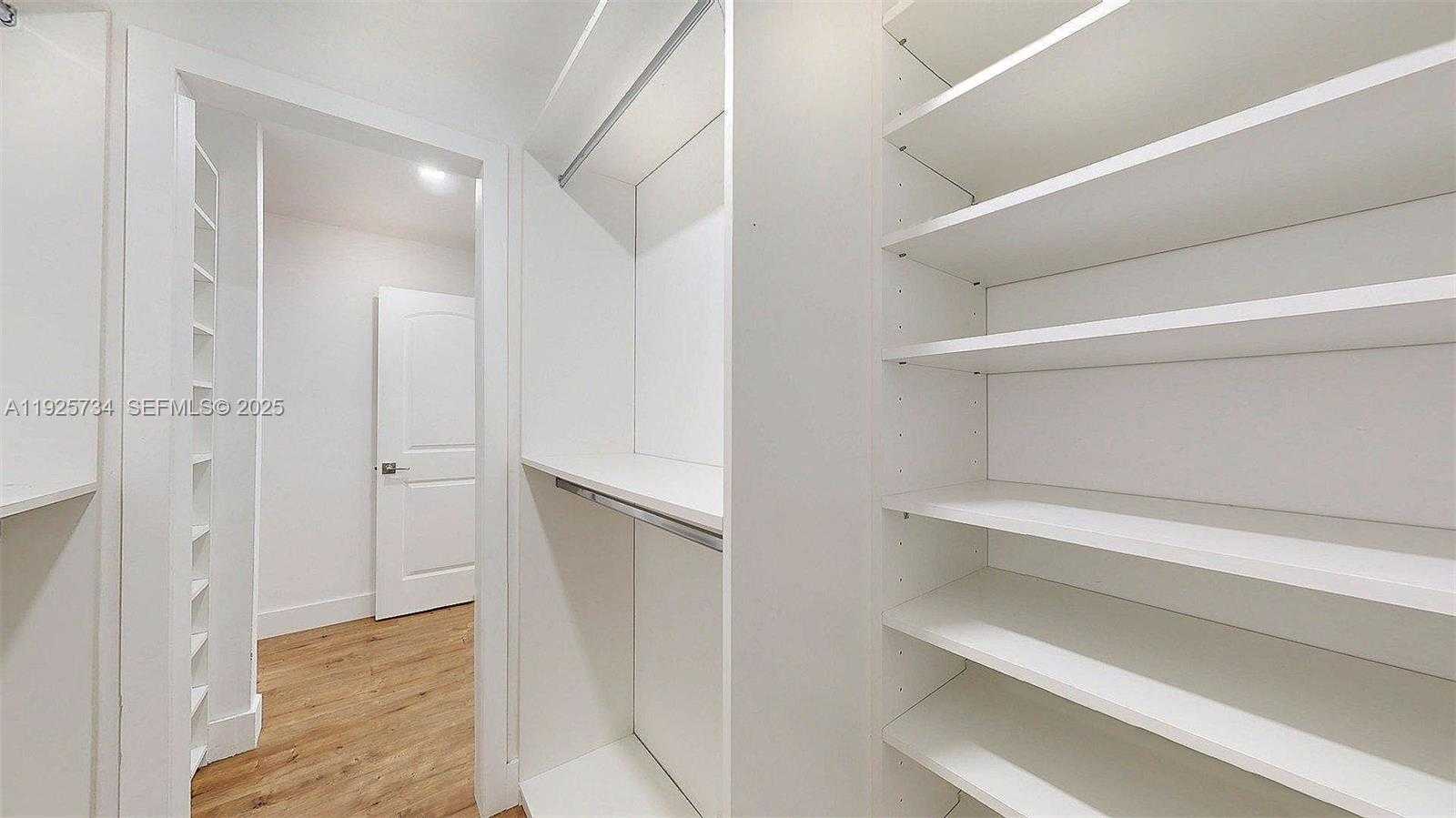 Small Image of 8212 NORTH WEST 8TH PL #2, Plantation Number 24