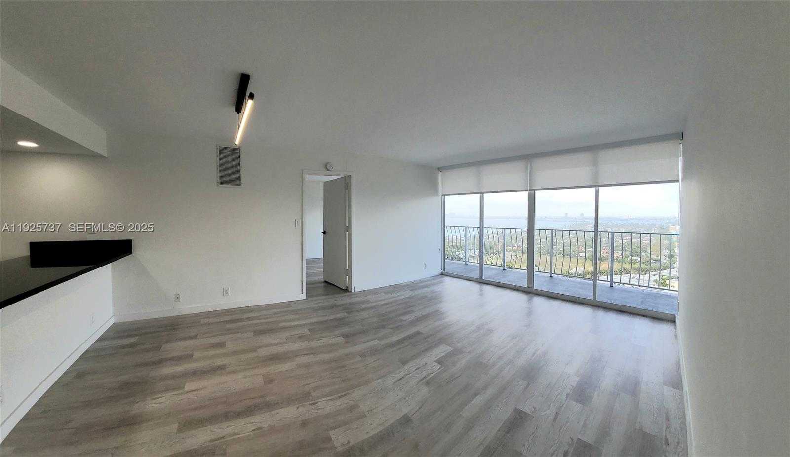 Small Image of 7601 EAST TREASURE DR #2103, North Bay Village Number 16