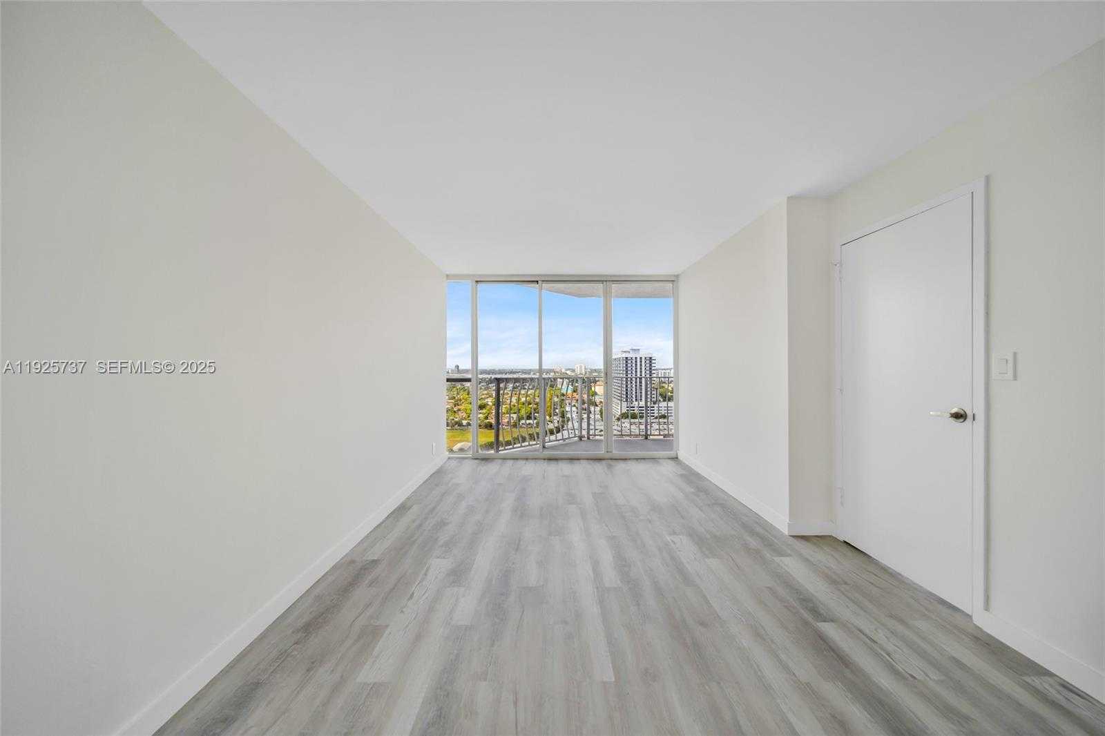 Small Image of 7601 EAST TREASURE DR #2103, North Bay Village Number 34