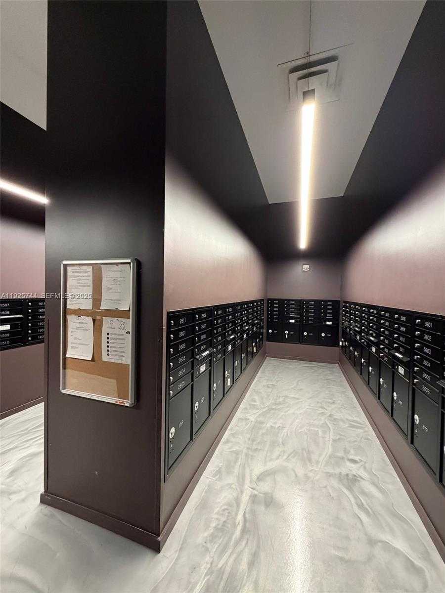 Imagen de Pequeño Objeto