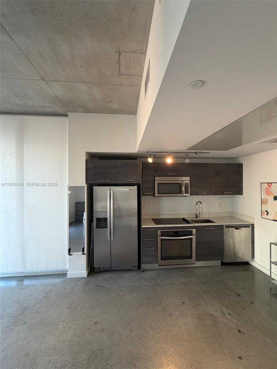 Imagen de Pequeño Objeto