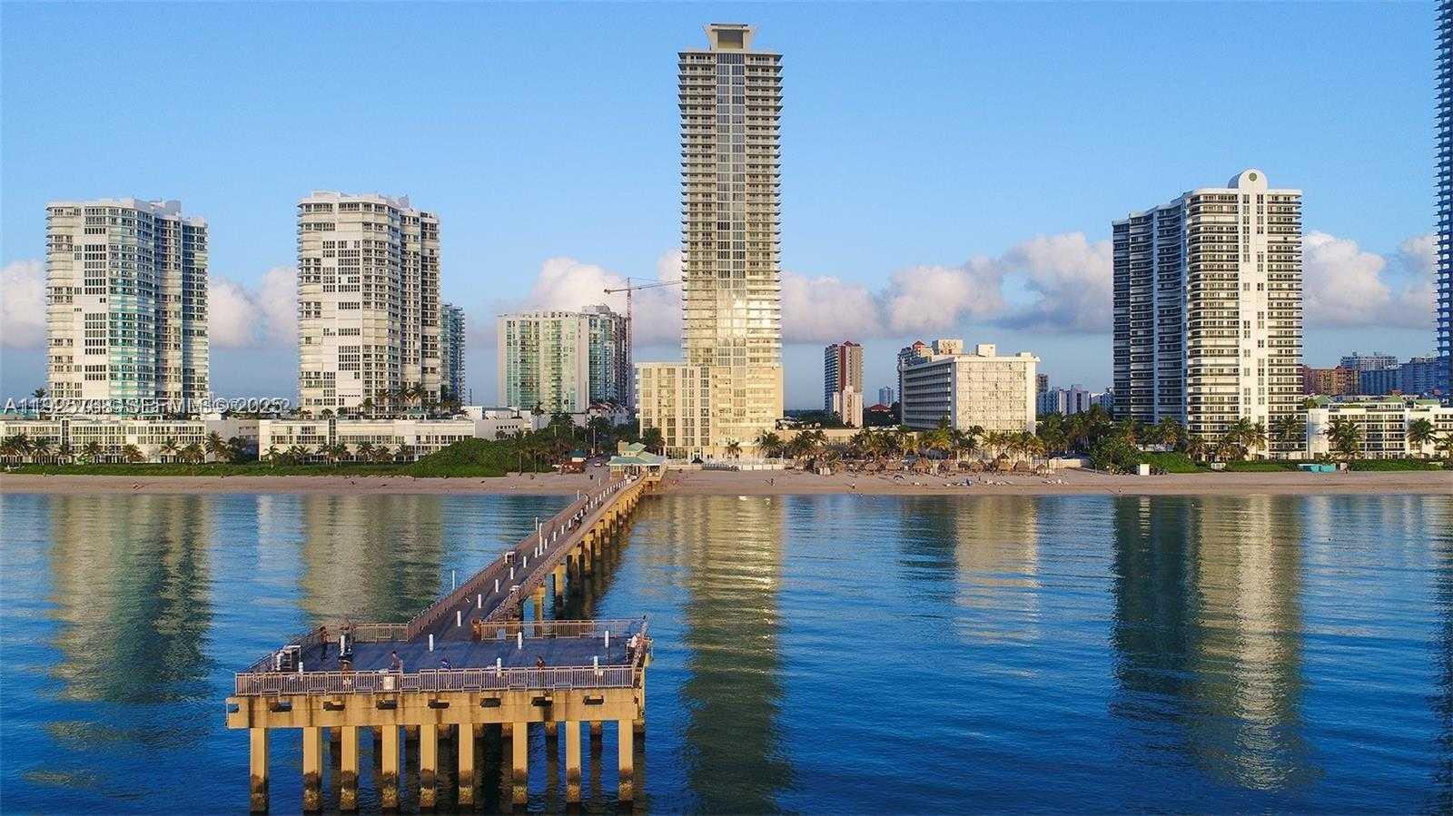 Small Image of 16699 COLLINS AVE #2408, Sunny Isles Beach Number 1
