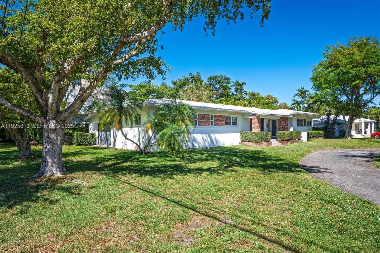 Imagen de Pequeño Objeto