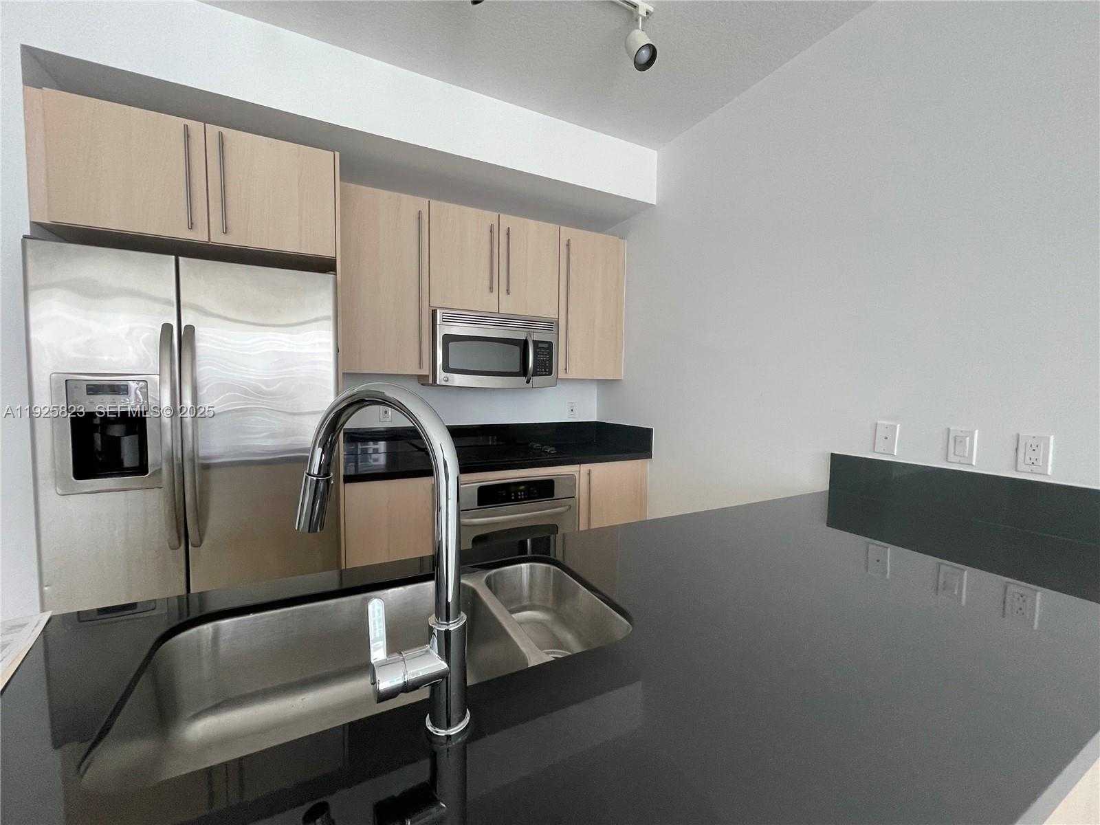 Small Image of 1111 SOUTH WEST 1ST AVE #2524-N, Miami Number 8