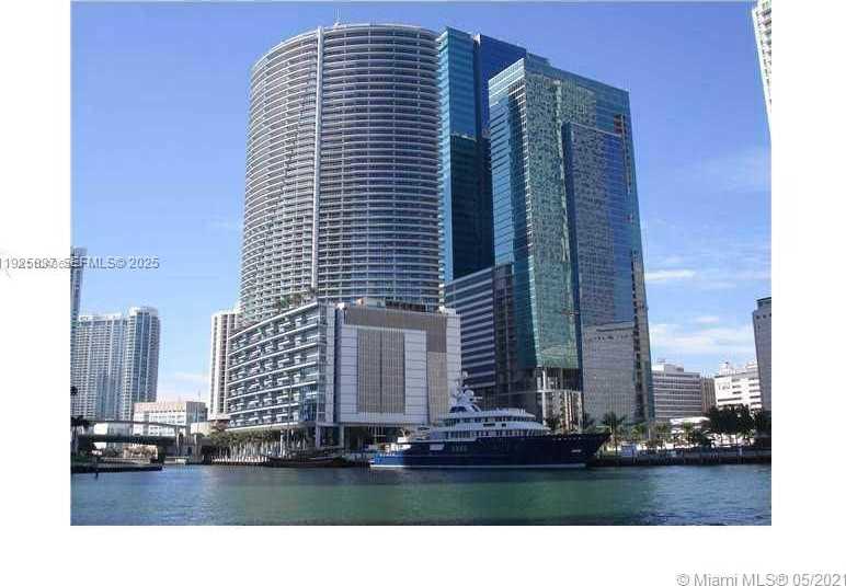 Small Image of 200 BISCAYNE BOULEVARD WAY #4309, Miami Number 11