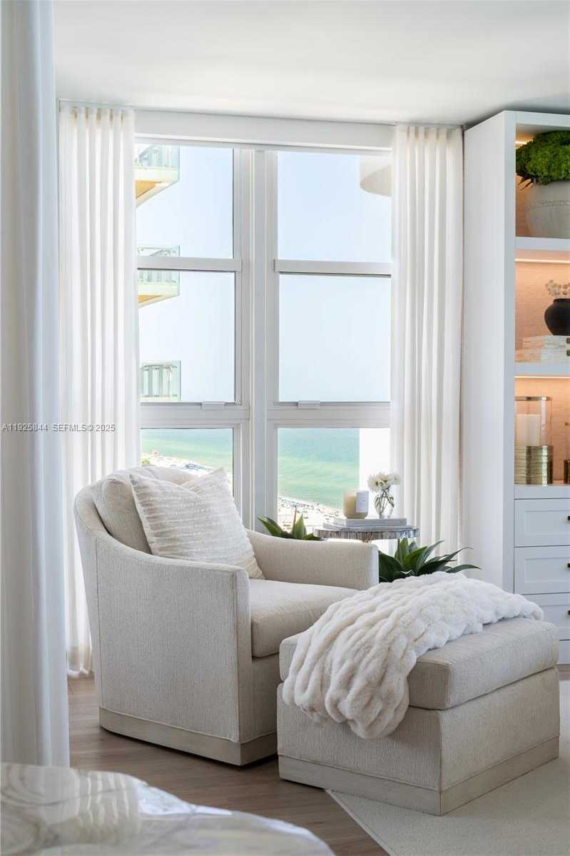 Imagen de Pequeño Objeto