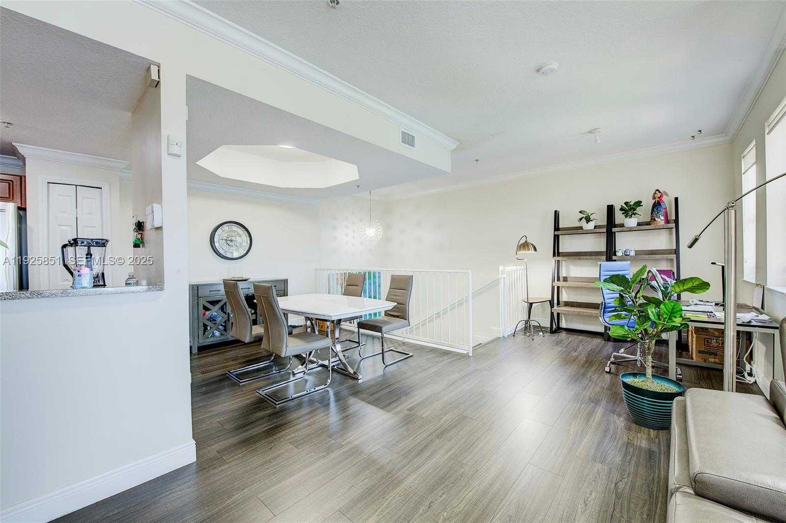 Small Image of 6380 NORTH WEST 114TH AVE #335, Doral Number 11