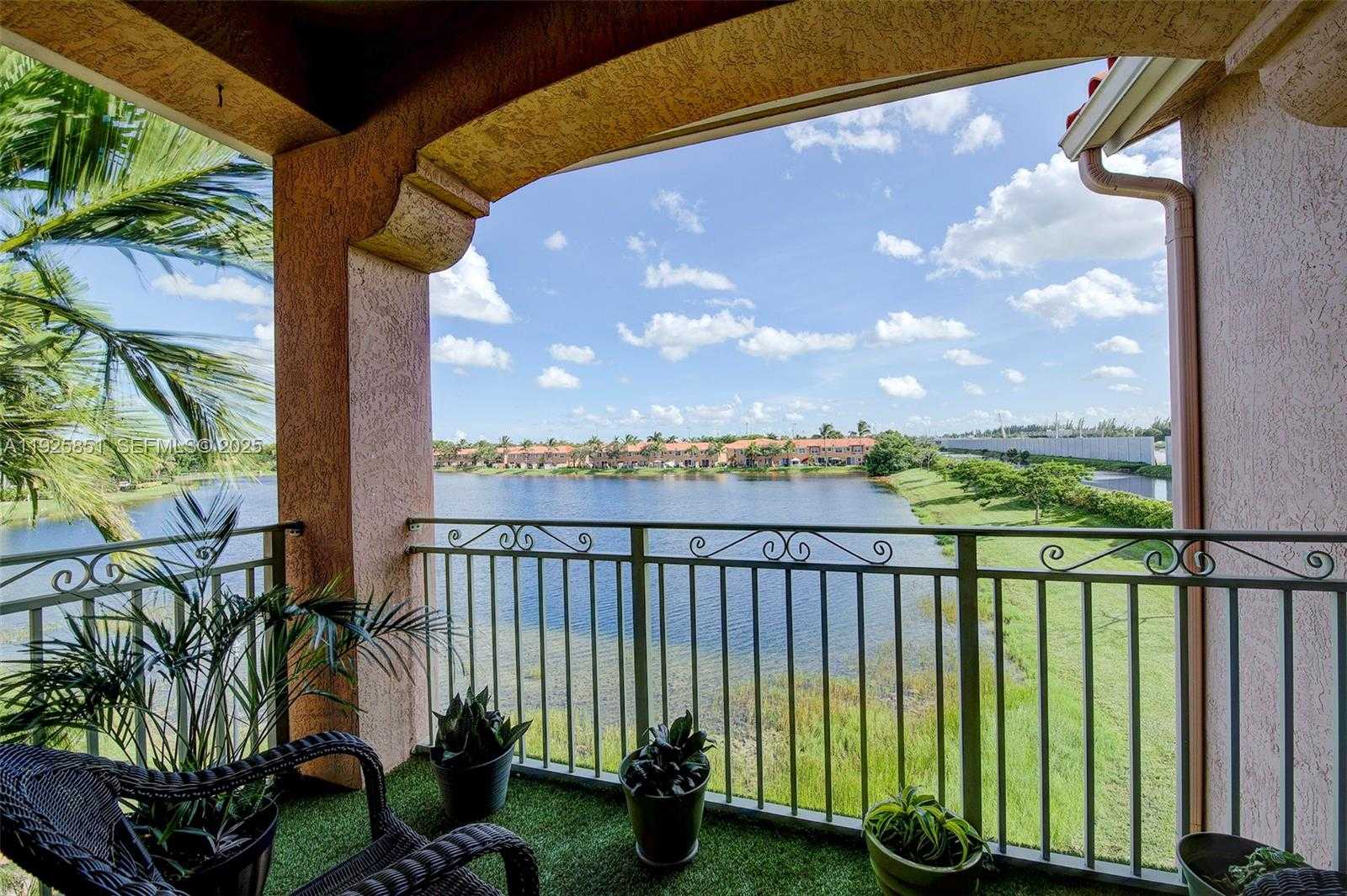 Small Image of 6380 NORTH WEST 114TH AVE #335, Doral Number 22